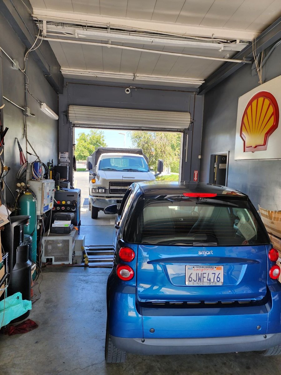 DMV smog renewal at Simi Valley STAR Certified smog station